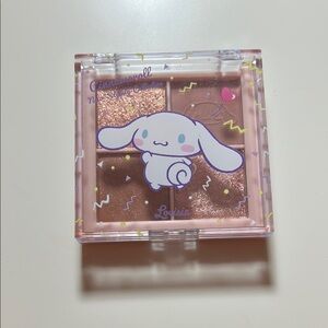 LAST CALL LEAVING JAN 3 cinnamoroll lovisia japan eyeshadow palette